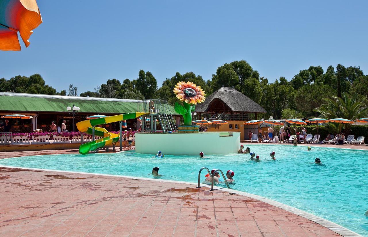 Happy Camp Mobile Homes In Camping Village Free Time Marina Di Bibbona Ngoại thất bức ảnh